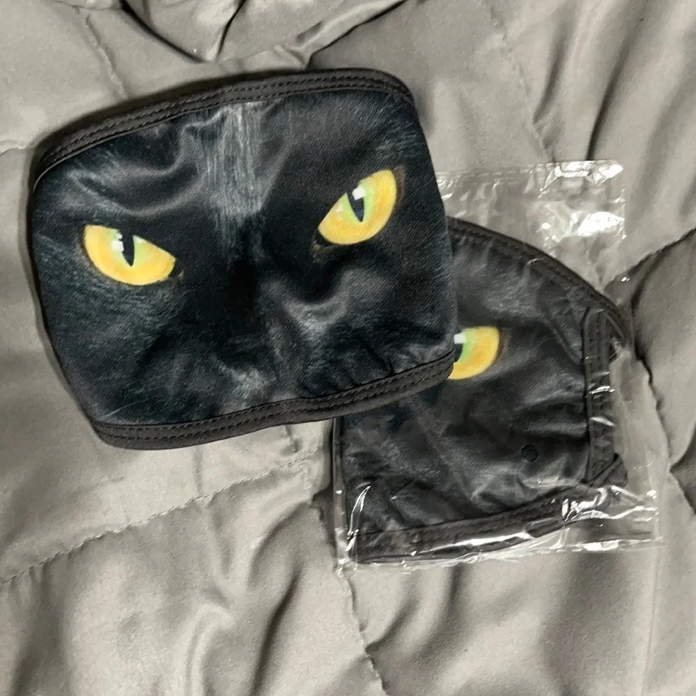 New set/2 cat eye face masks